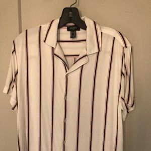 Brand new: Men’s resort shirt (Small)